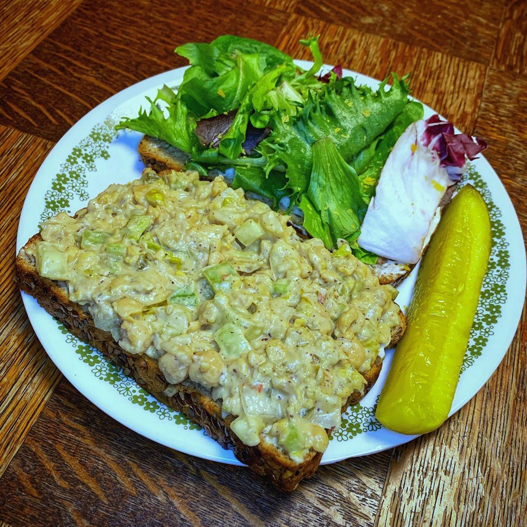 No Tuna Chickpea Salad Sandwich