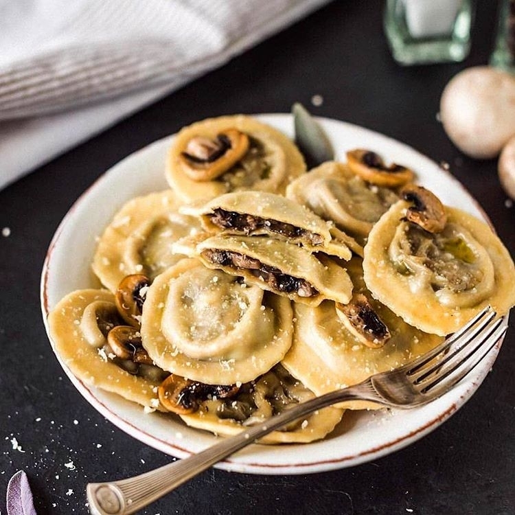 Ravioli with Creamy Mushroom Sauce