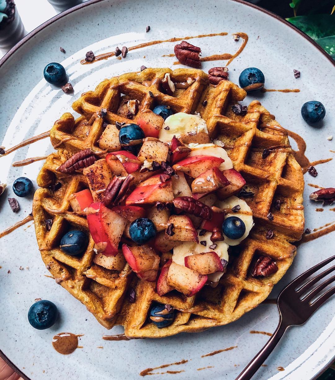 Paleo Pumpkin Waffle with Spiced Apples