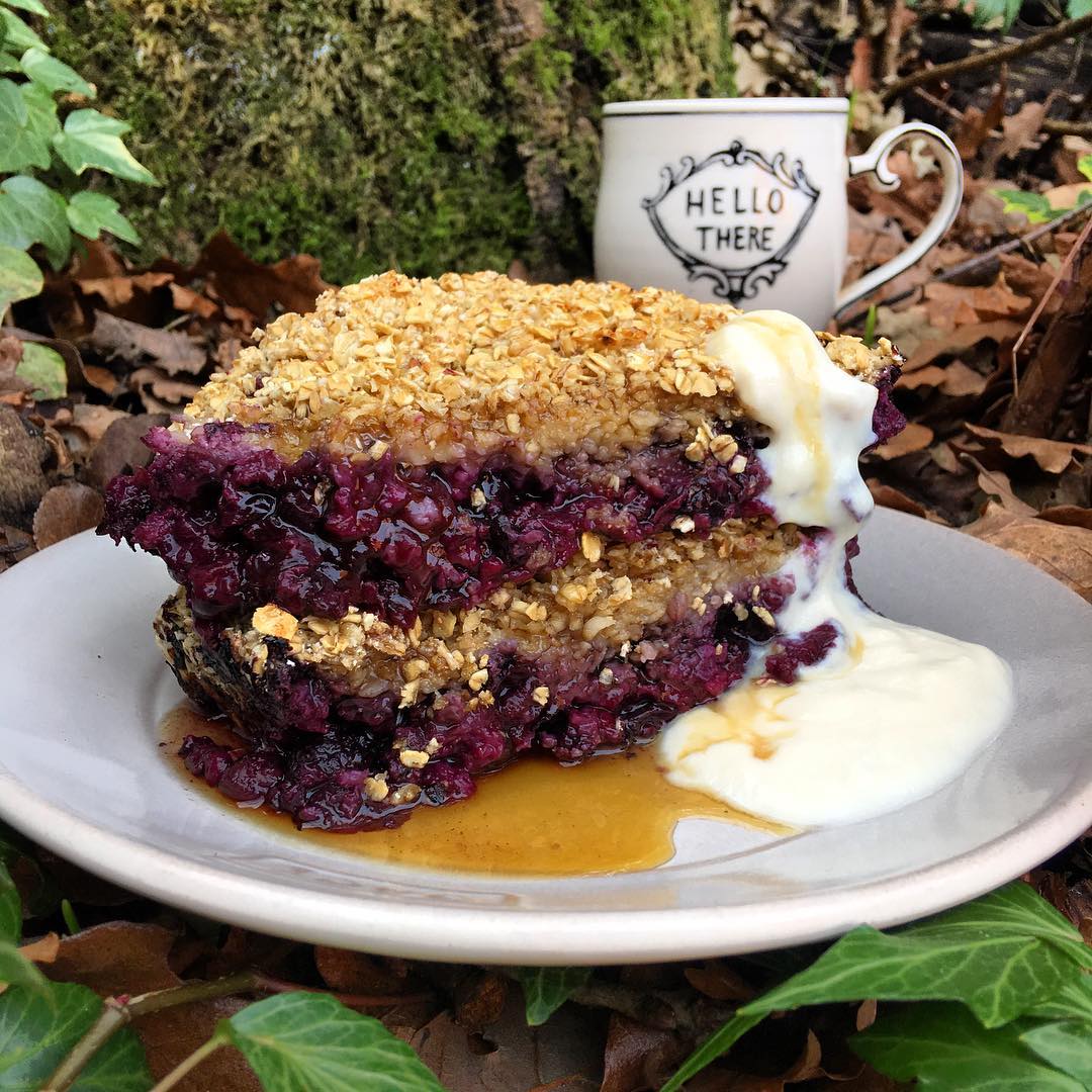Hot Blueberry Oat Bake