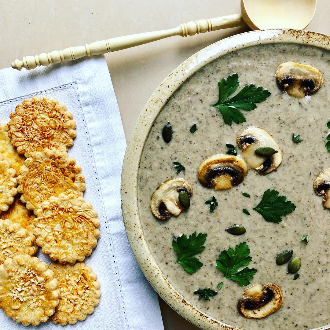 Vegan Mushroom Soup with Thyme and Cream