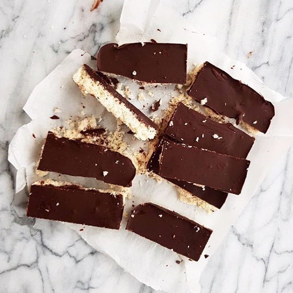 Raw Dark Chocolate Bounty Slice