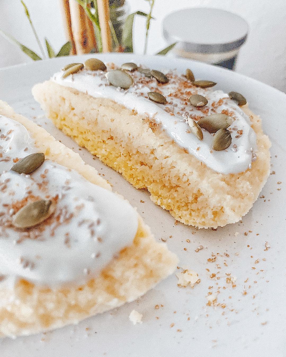 Quick and Easy Microwave Lemon Cake
