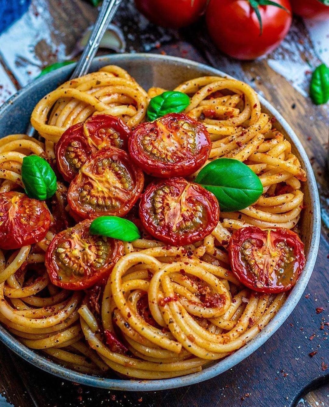 Simple Tomato Pasta with Slow-Roasted Tomatoes