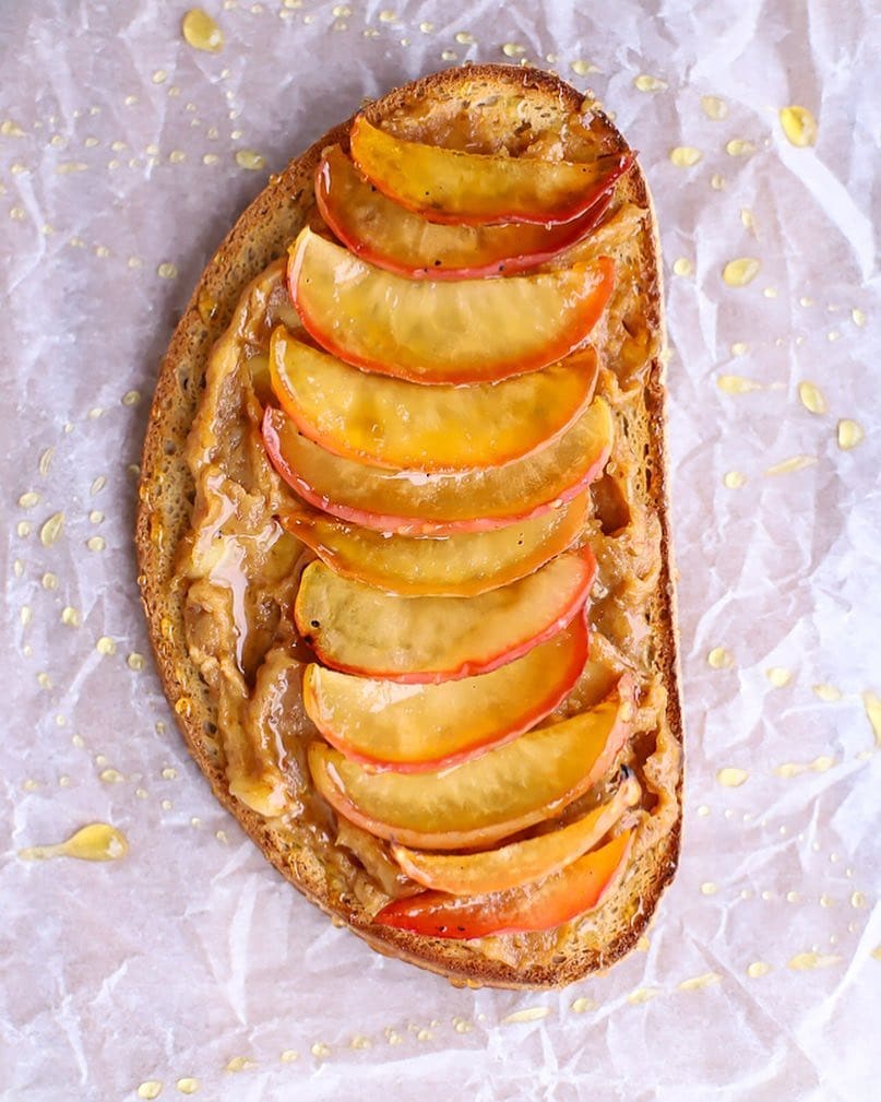 Peanut Butter Date Spread with Roasted Apple Toast