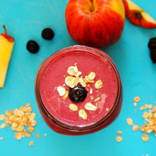 Blueberry and Oat Smoothie