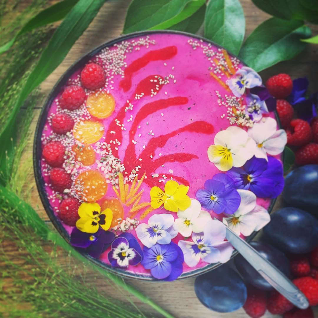 Pink Tropical Smoothie with Dragonfruit