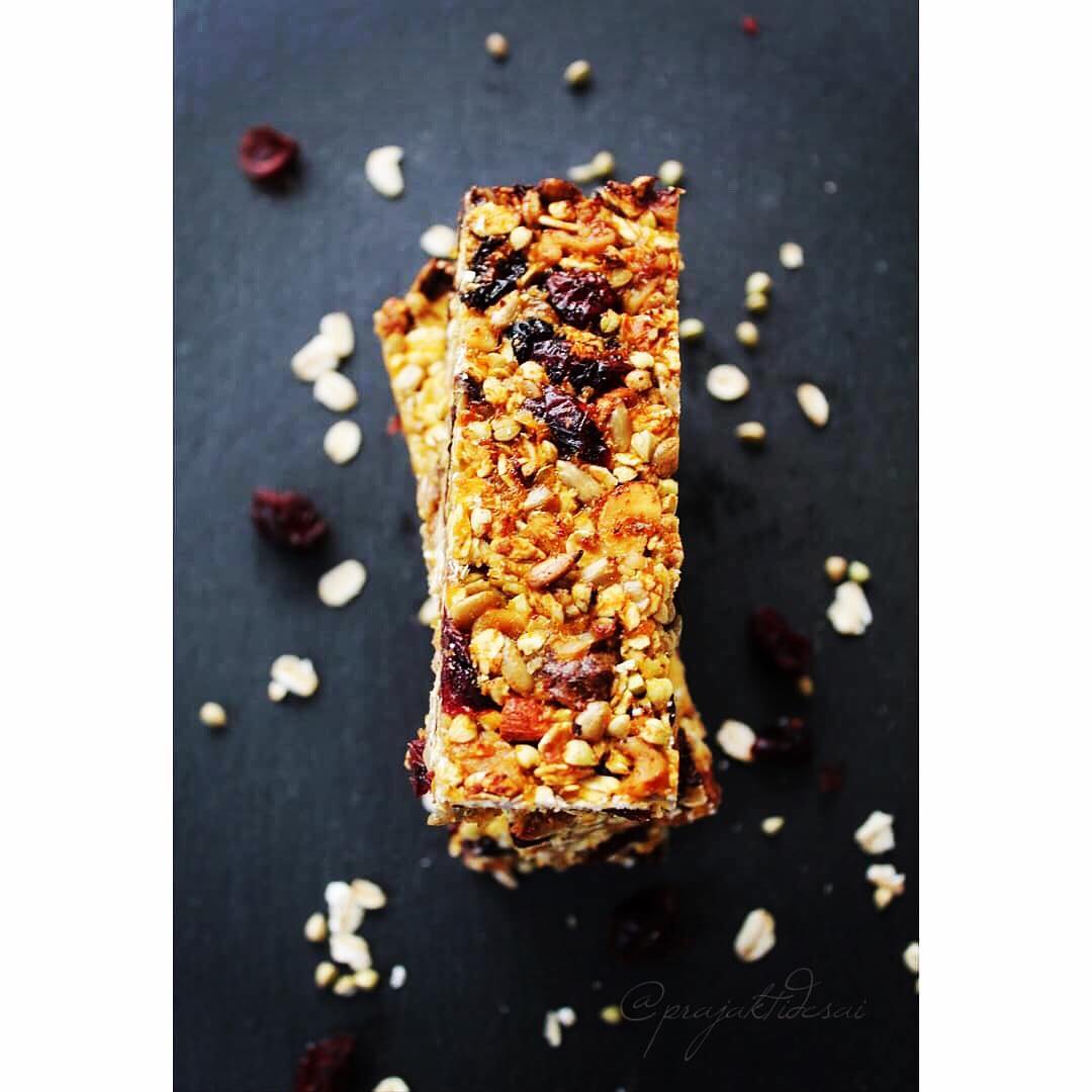 Healthy Nut and Seed Granola Bars