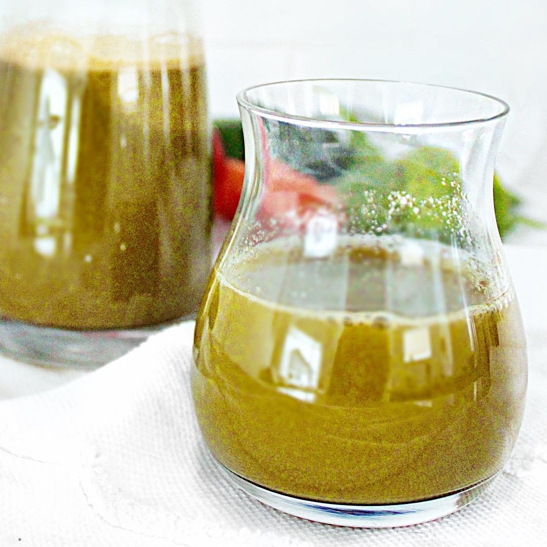Green Power Juice with Veggies and Ginger