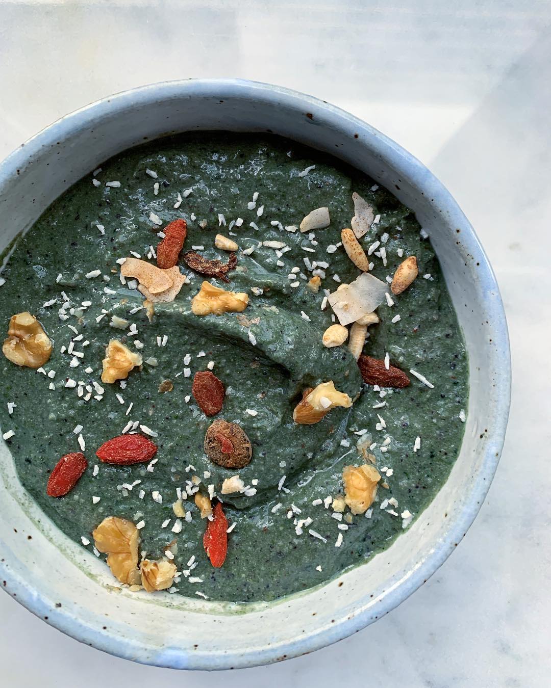 Blueberry Spirulina Smoothie Bowl