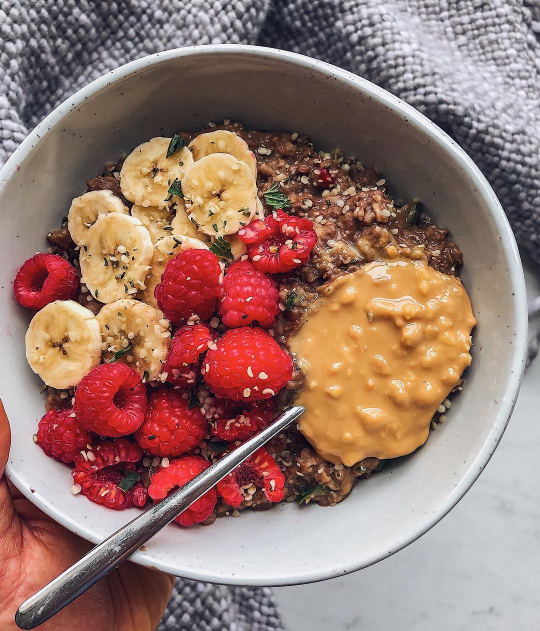 Chocolate Raspberry Overnight Oats Breakfast