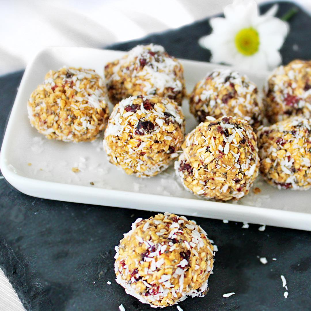 Healthy Coconut Cranberry Chia Protein Balls