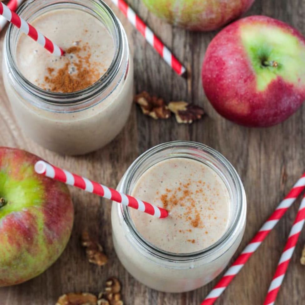 Easy Vegan Apple Pie Smoothie