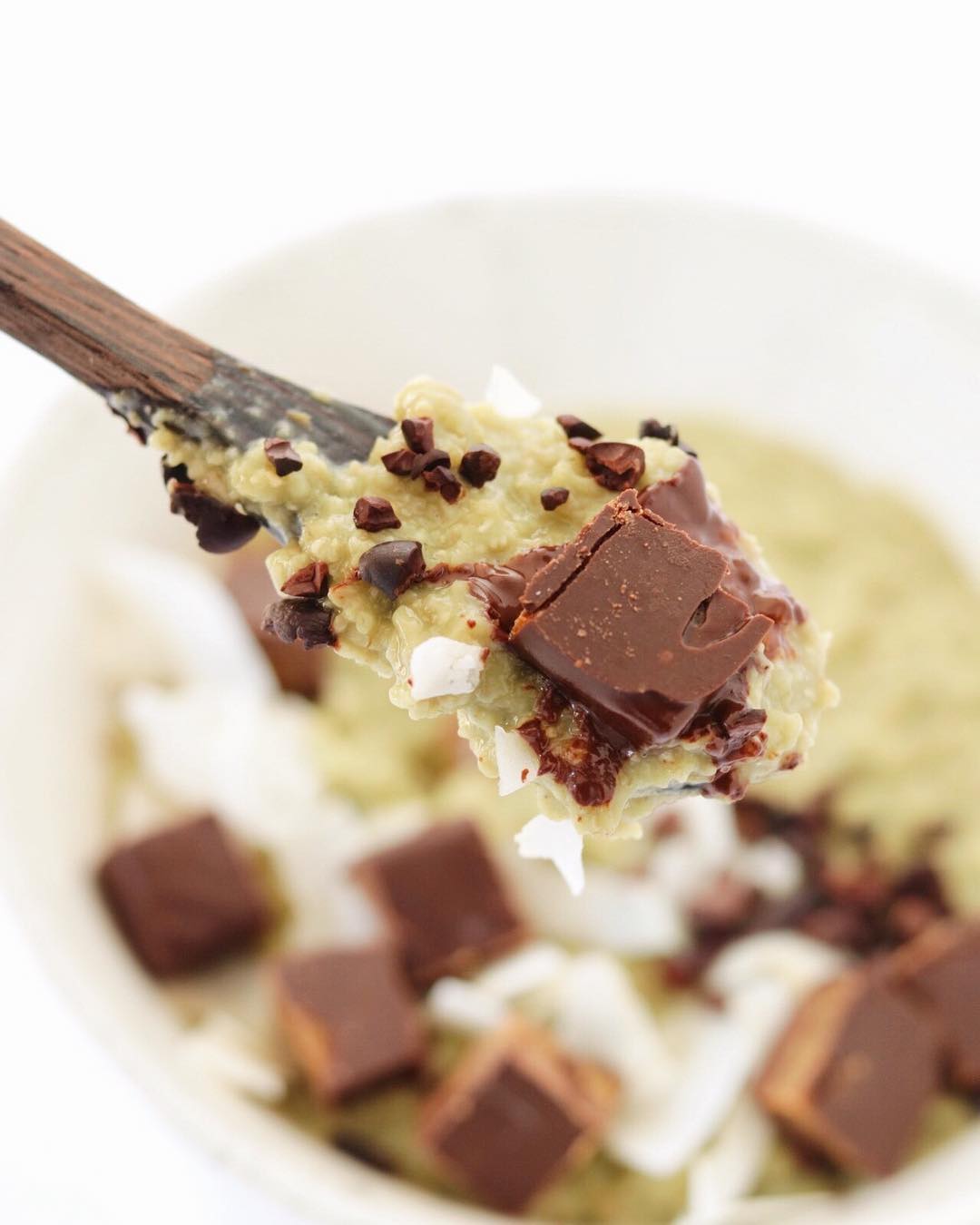 Coconut Matcha Porridge with Mint Chocolate Topping