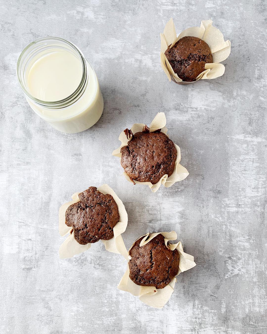 These Vegan Chocolate Muffins