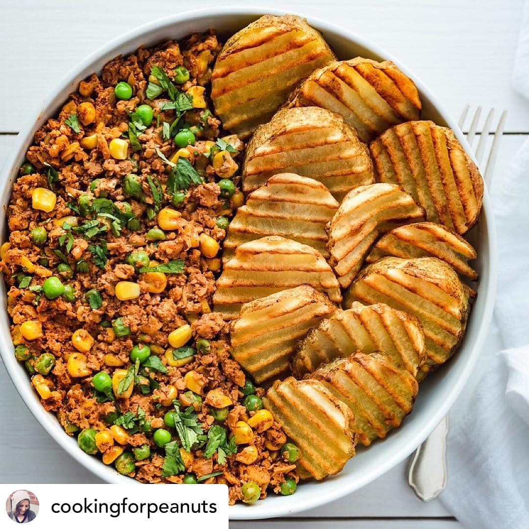 Vegan Walnut Meat with Spices and Vegetables