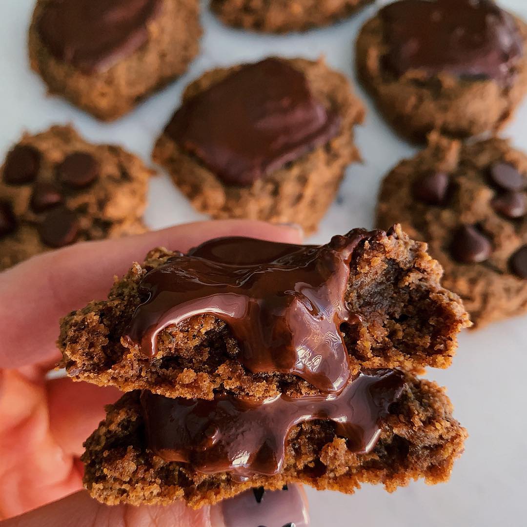 Vegan Almond Flour Cookies