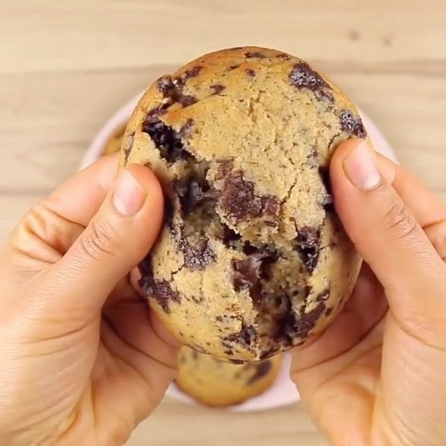 Sundays Are for Vegan Chocolate Chip Cookies