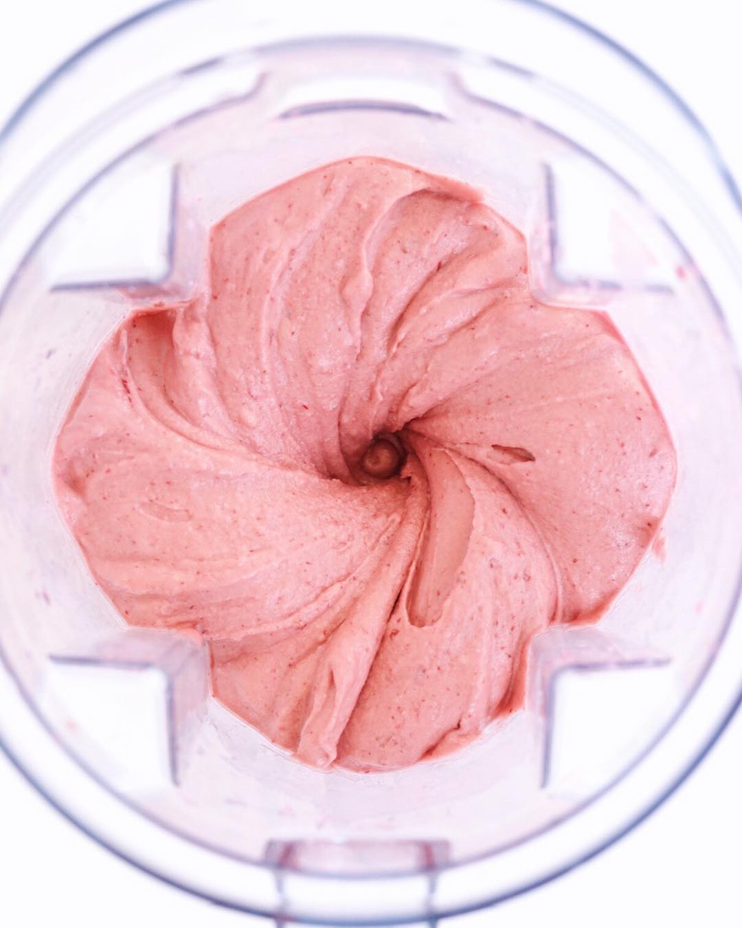 Sweet Love Smoothie Bowl