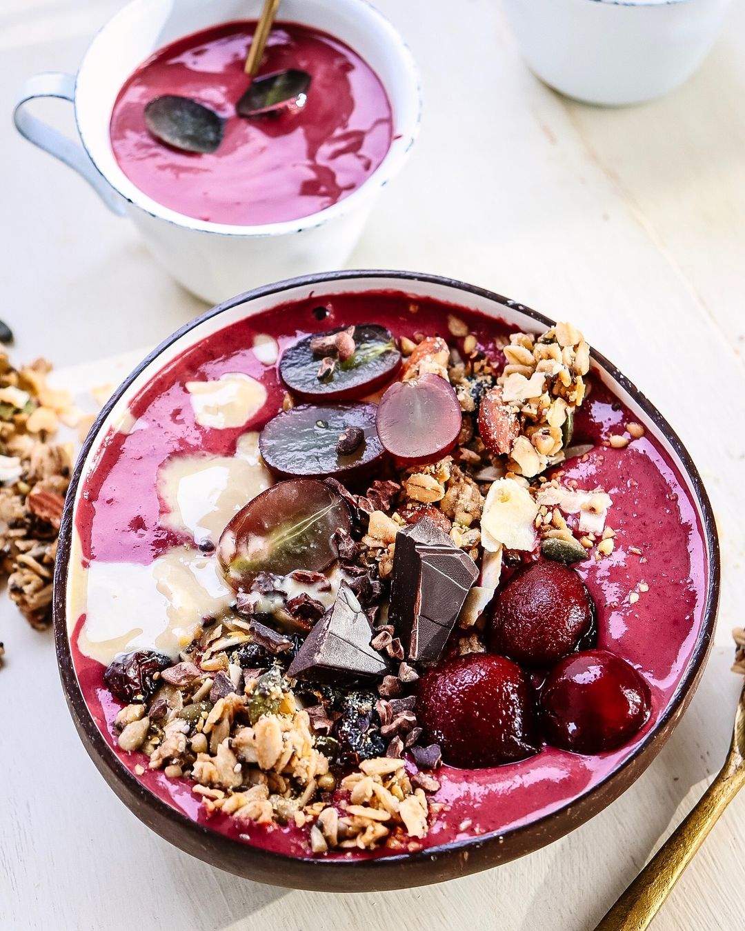 Beetroot Cherry Smoothie Bowl with Oats and Ginger