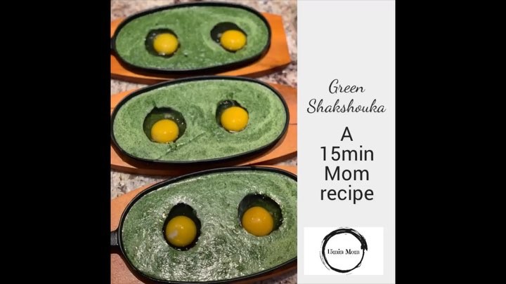 Easy Green Shakshouka with Spinach and Eggs
