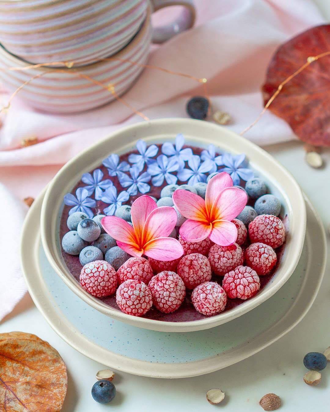 Vibrant Blue Nana Smoothie Bowl Delight