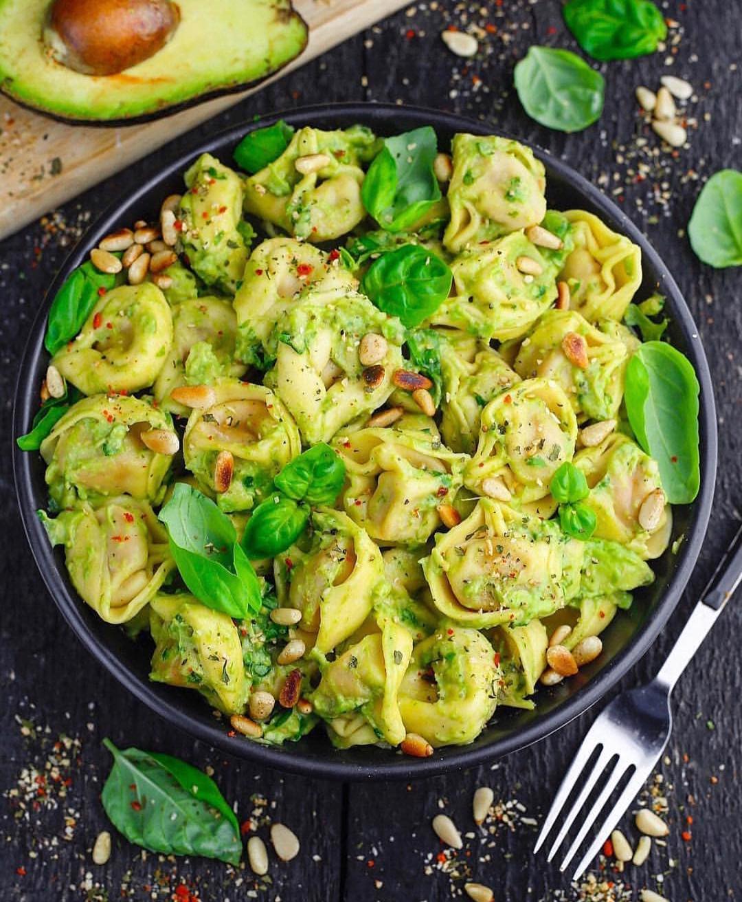 Vegan Avocado Pesto with Fresh Basil and Lime Juice