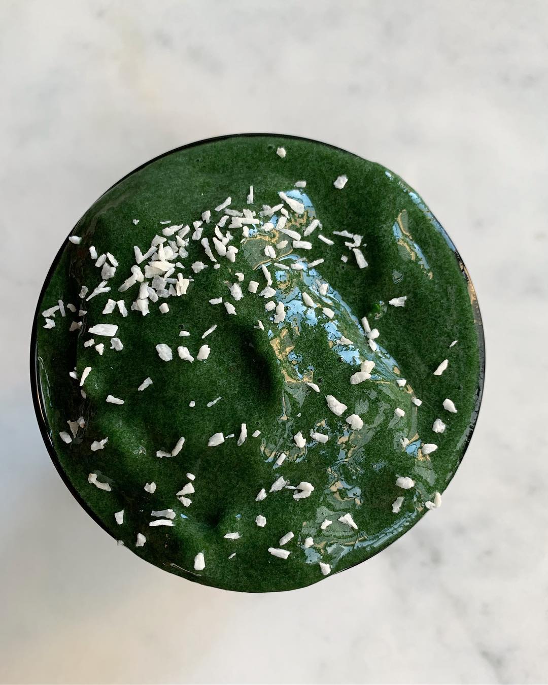 Creamy Mango Spirulina Smoothie