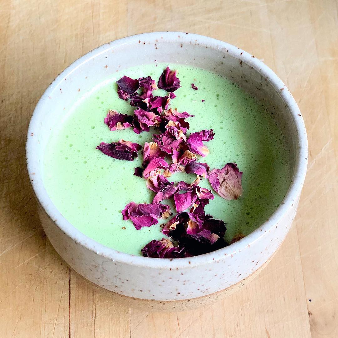 Matcha Latte with Almond Milk and Cinnamon