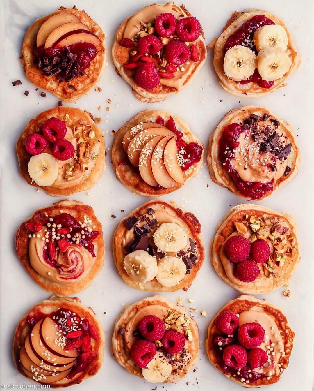 Vegan Fluffy Cinnamon Banana Pancakes