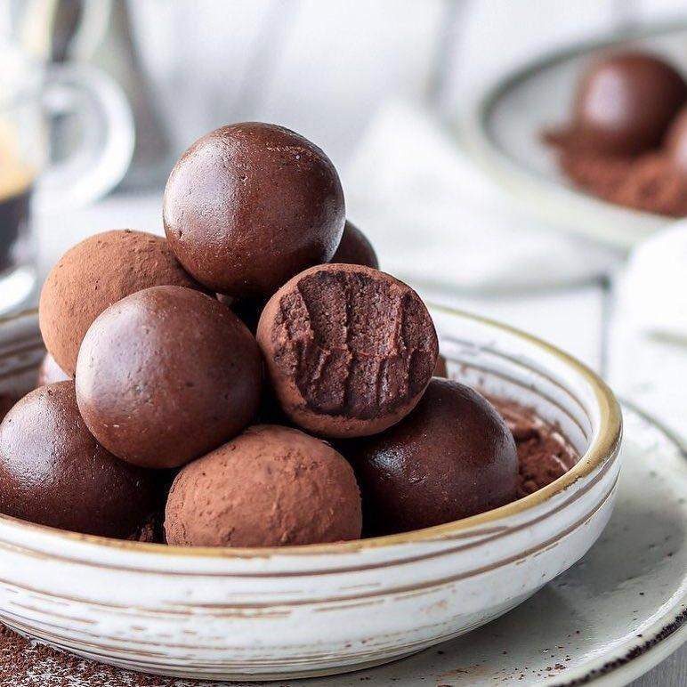 Chocolate Protein Bliss Balls