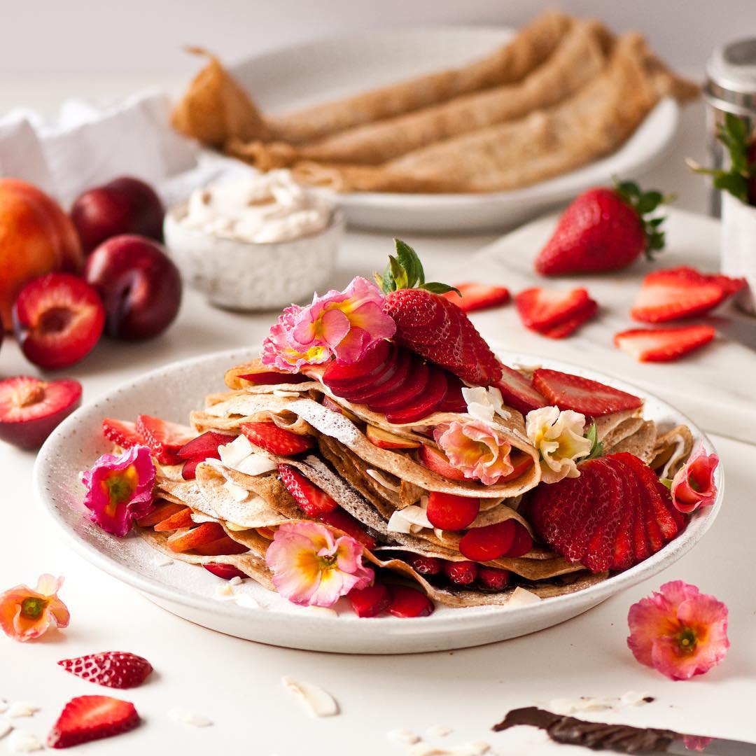 Vegan Pancakes with Chocolate Spread Toppings