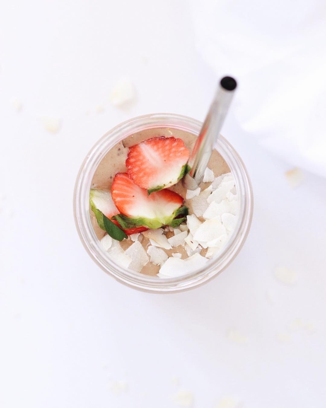 Chocolate Chip Maca Thickshake