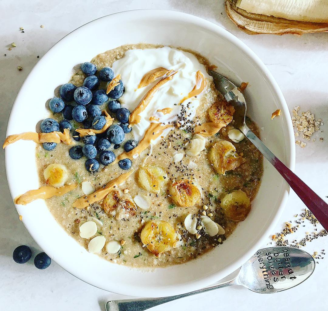 Amazing Vanilla Maca Zoats Breakfast Bowl