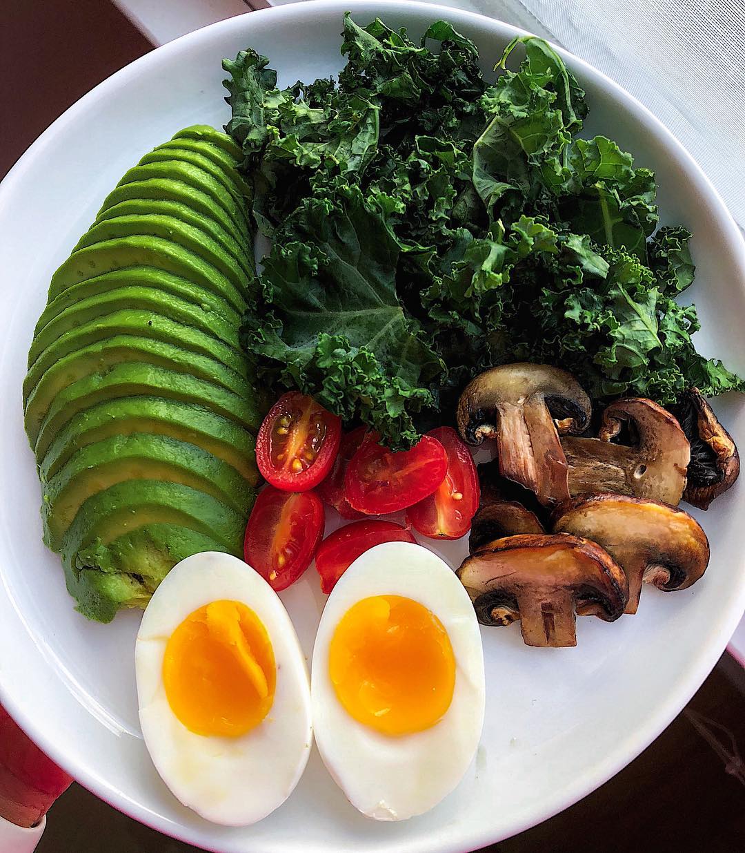7-Minute Boiled Egg with Sautéed Veggies and Avocado