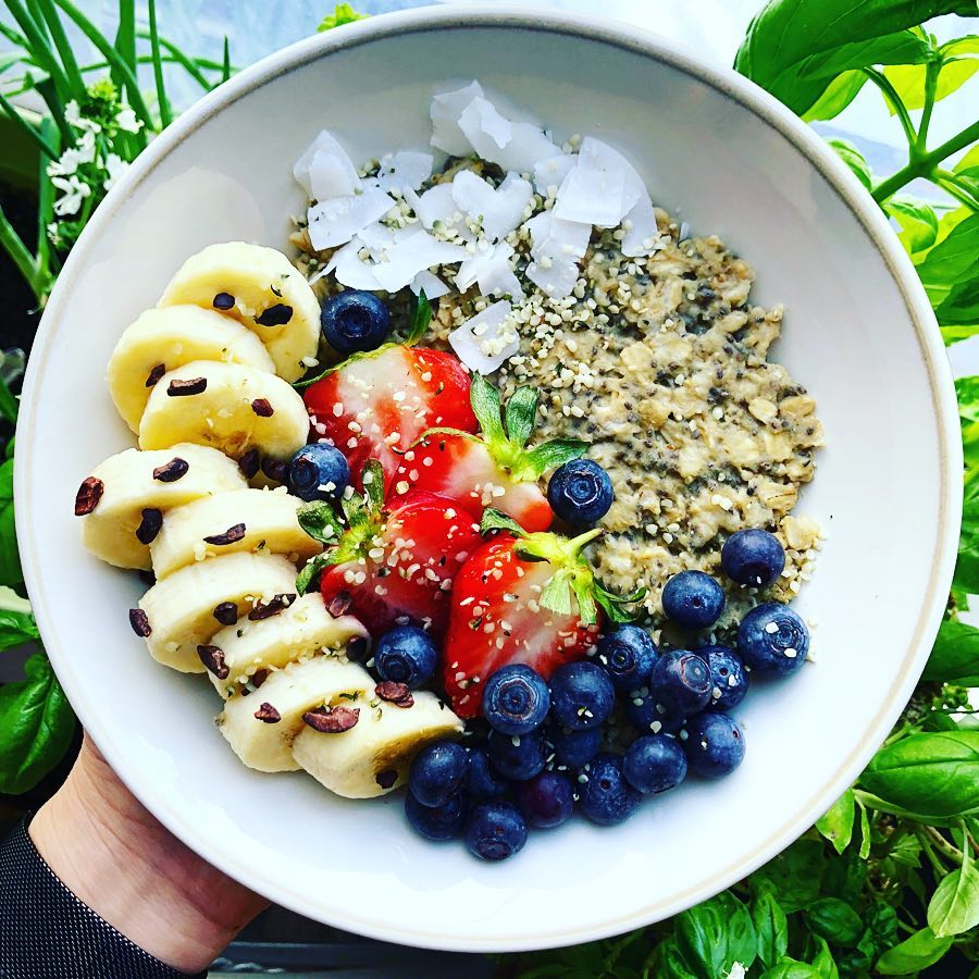 Warm Overnight Oats with Fresh Fruits and Toppings