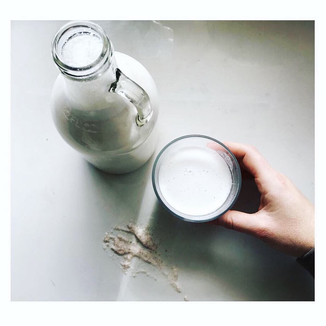 Homemade Almond Milk with Soaked Almonds