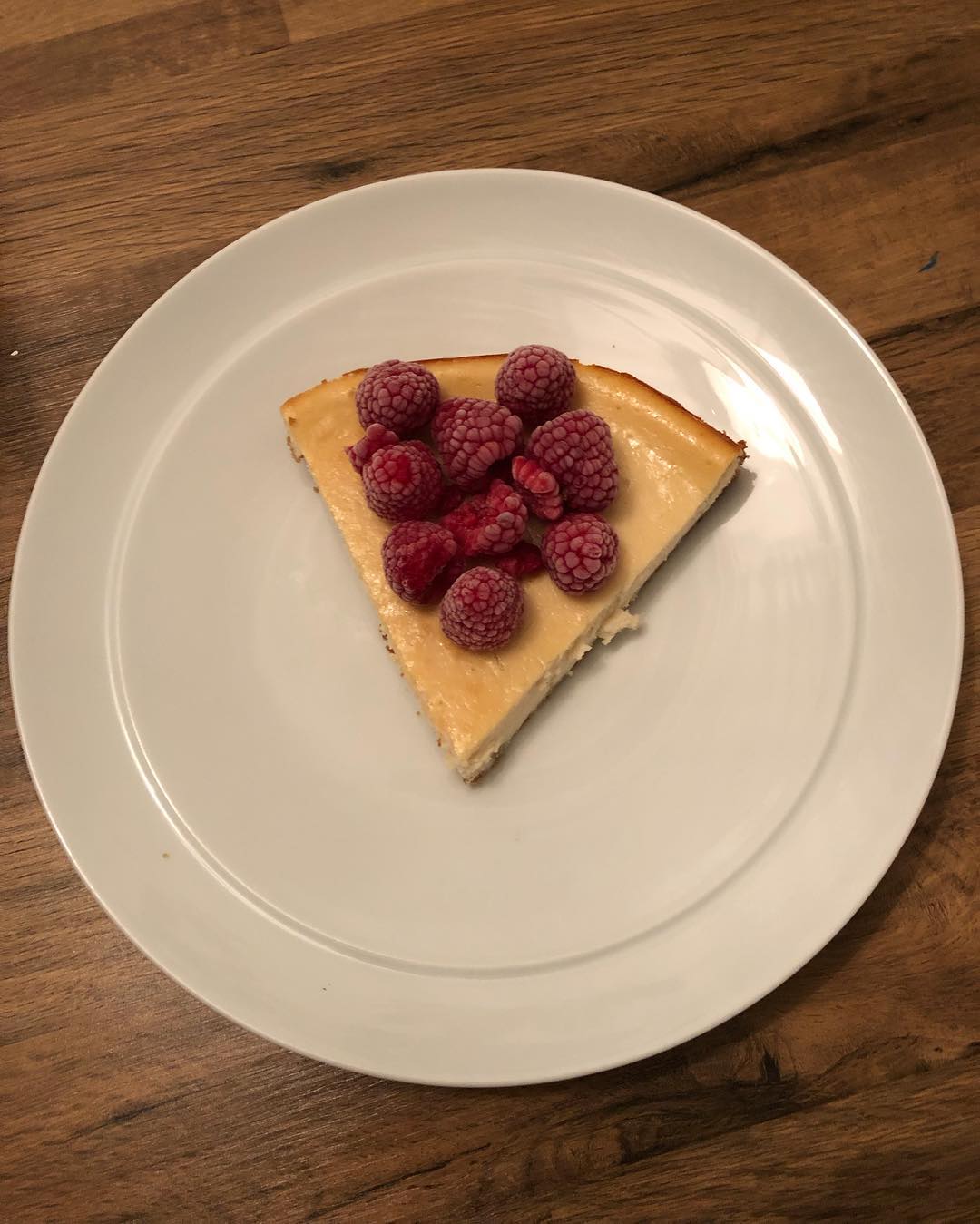 Cheesecake with Raspberries