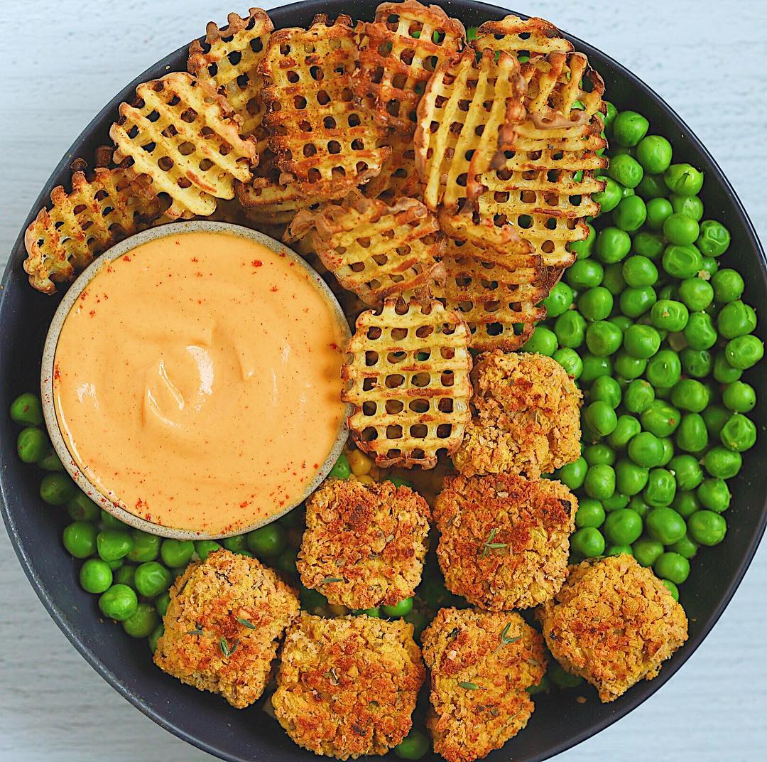 Veggie Cheese Sauce for Dipping