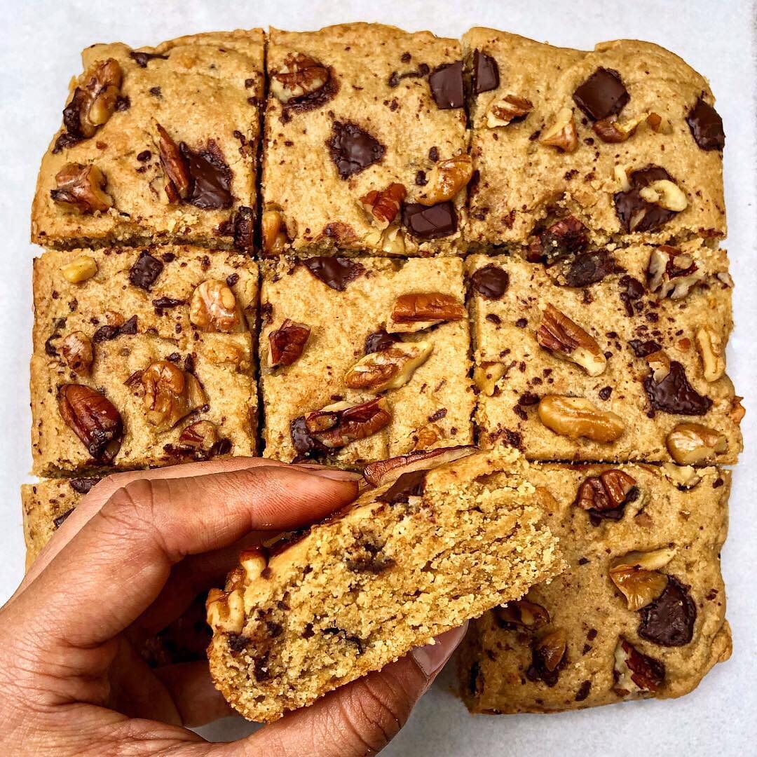 Salted Tahini Chocolate Chunk Blondies