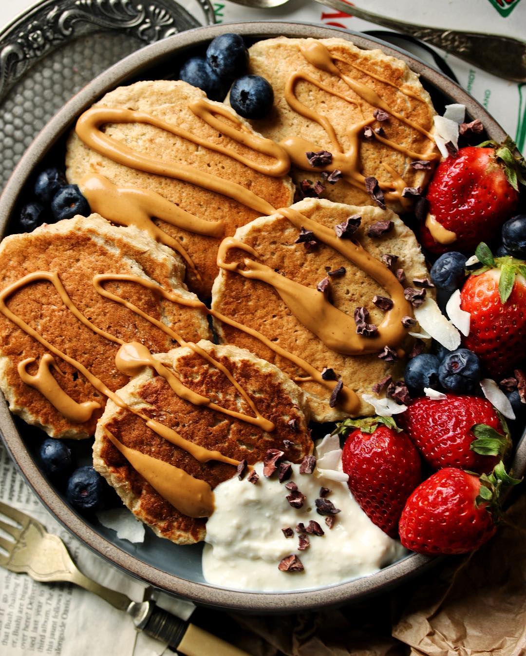 Vegan Cinnamon Oatmeal Pancakes