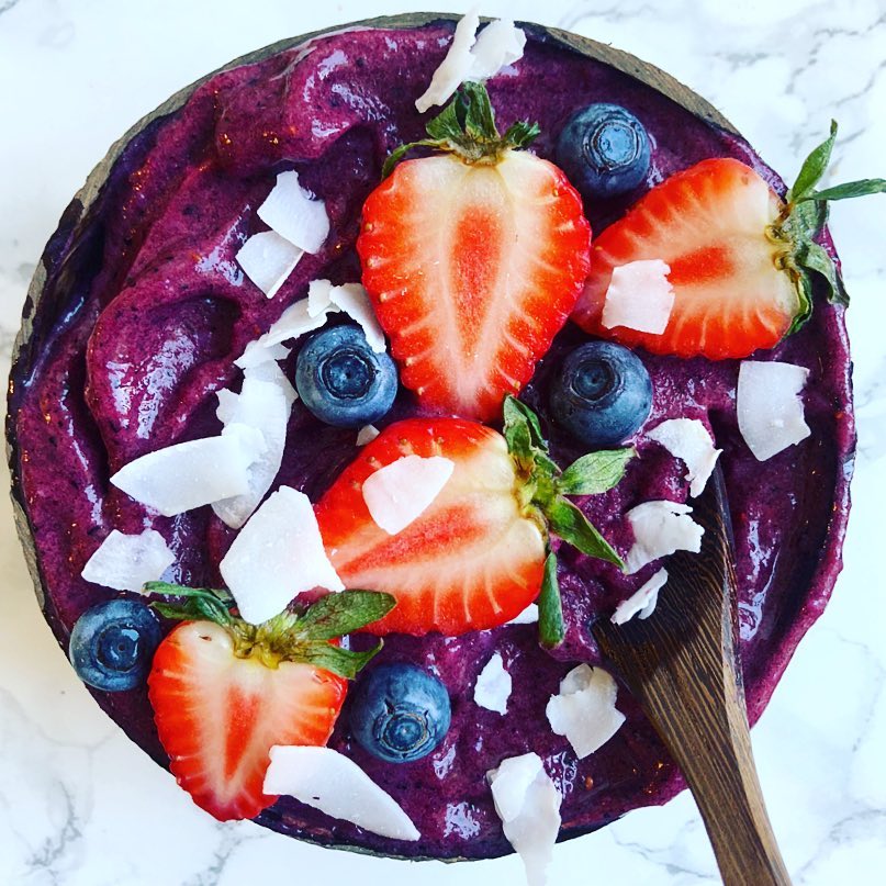Berry Acai Smoothie Bowl