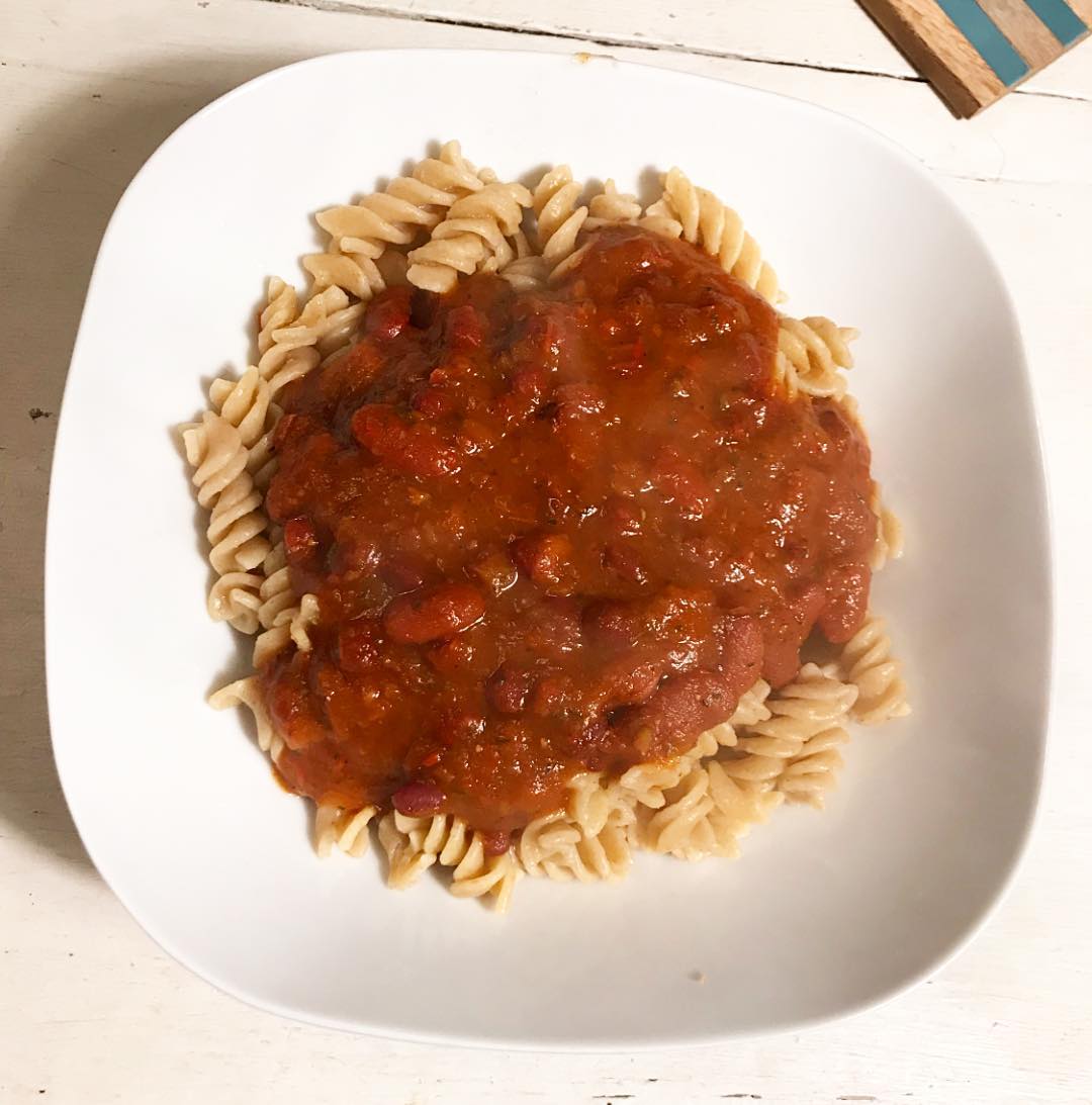 Hidden Veggie Pasta Sauce with Beans and Spices