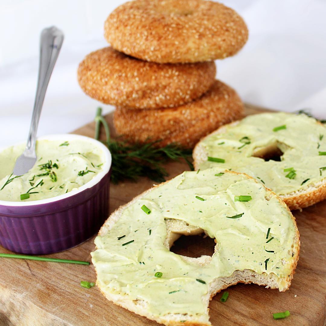 Herb and Garlic Cashew Cream Cheese