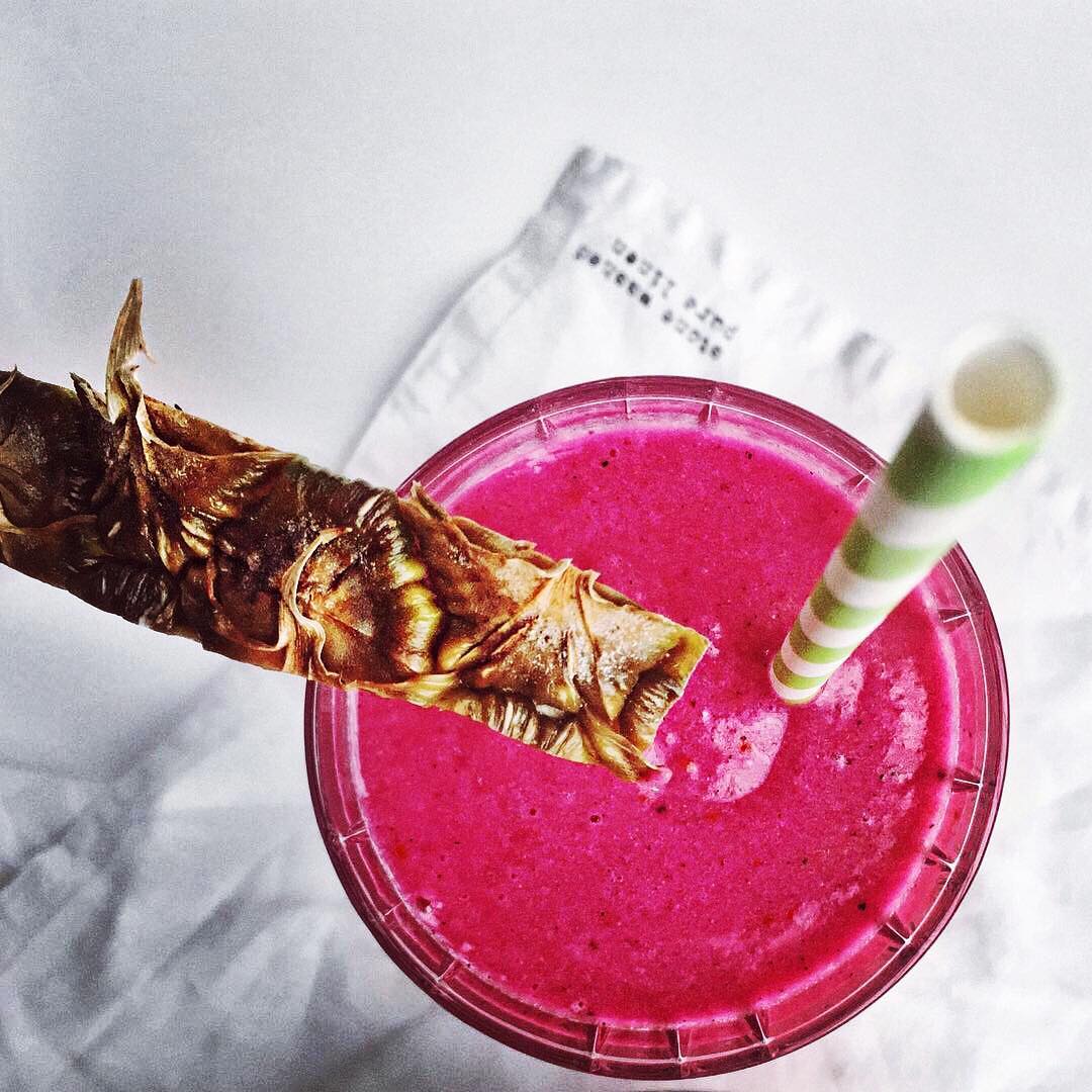 Easy Vegan Tropical Smoothie