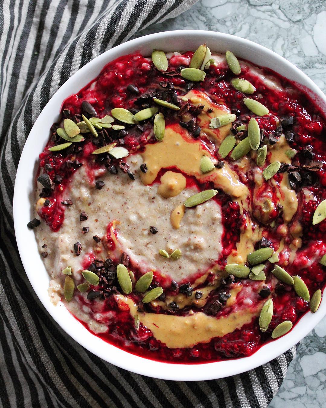 Hearty Oatmeal with Raspberries and Seeds