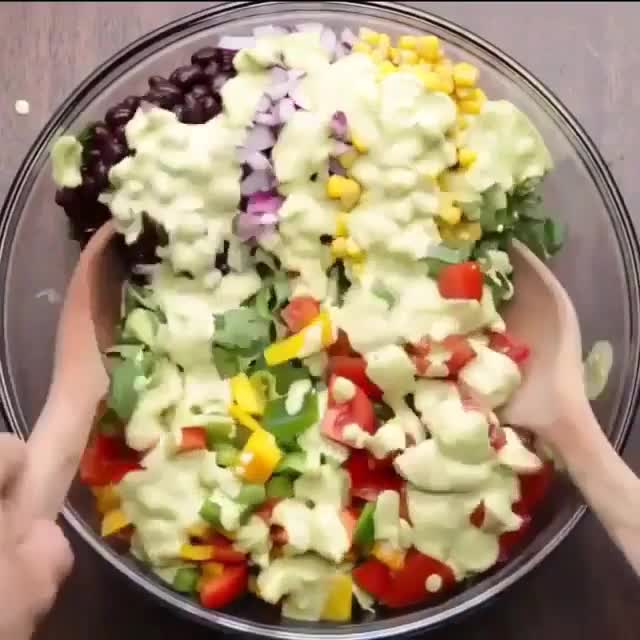 Southwestern Salad with Avocado