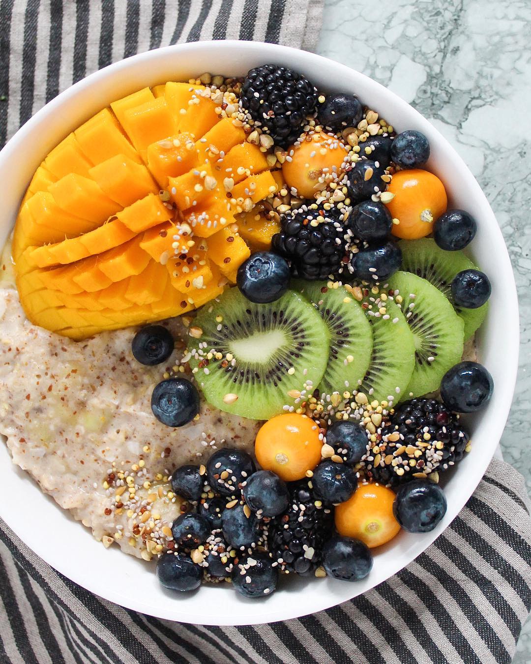 Banana Cinnamon Oatmeal with Almond Milk