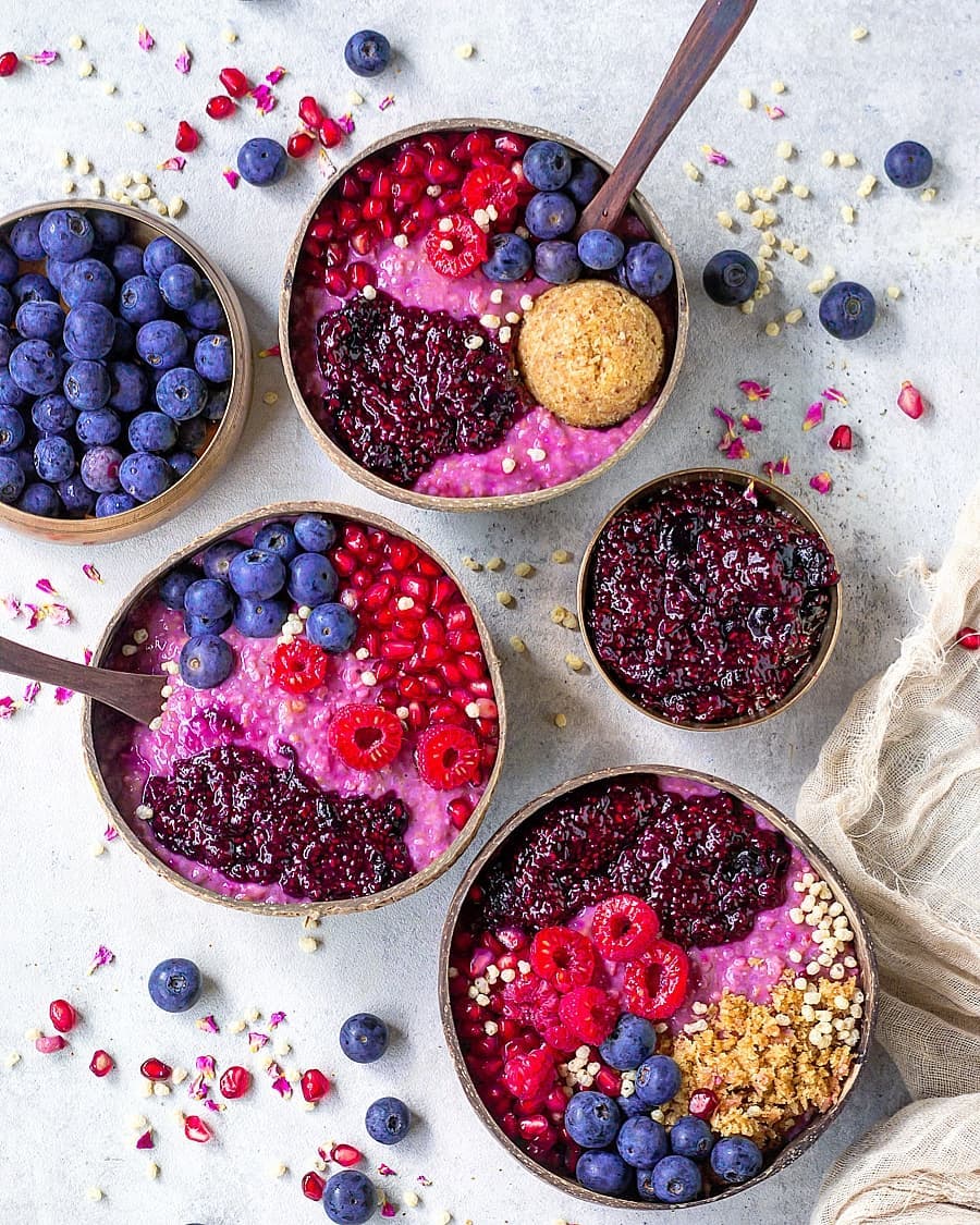 Creamy Beetroot Raspberry Oats Breakfast Bowl