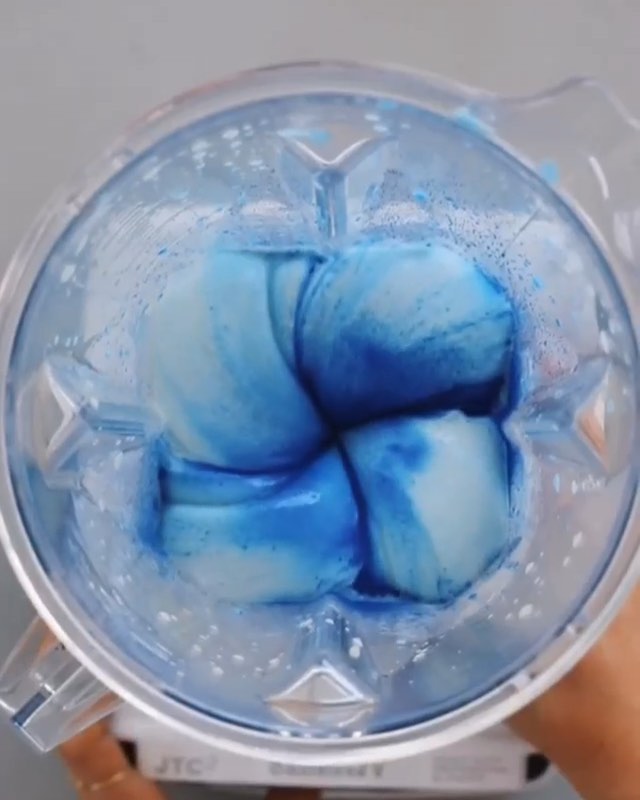 Blue Unicorn Smoothie with Spirulina and Bananas
